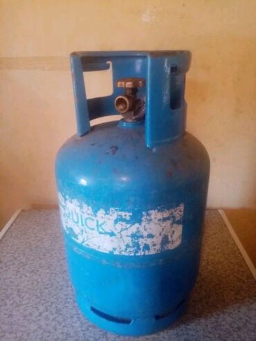 Empty 9 kg gas cylinder for sale