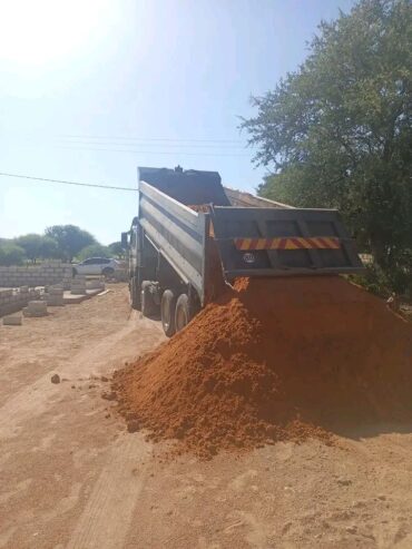 River sand, pit sand, Concrete stones, Gravel and Crusher dust for sale in Gaborone