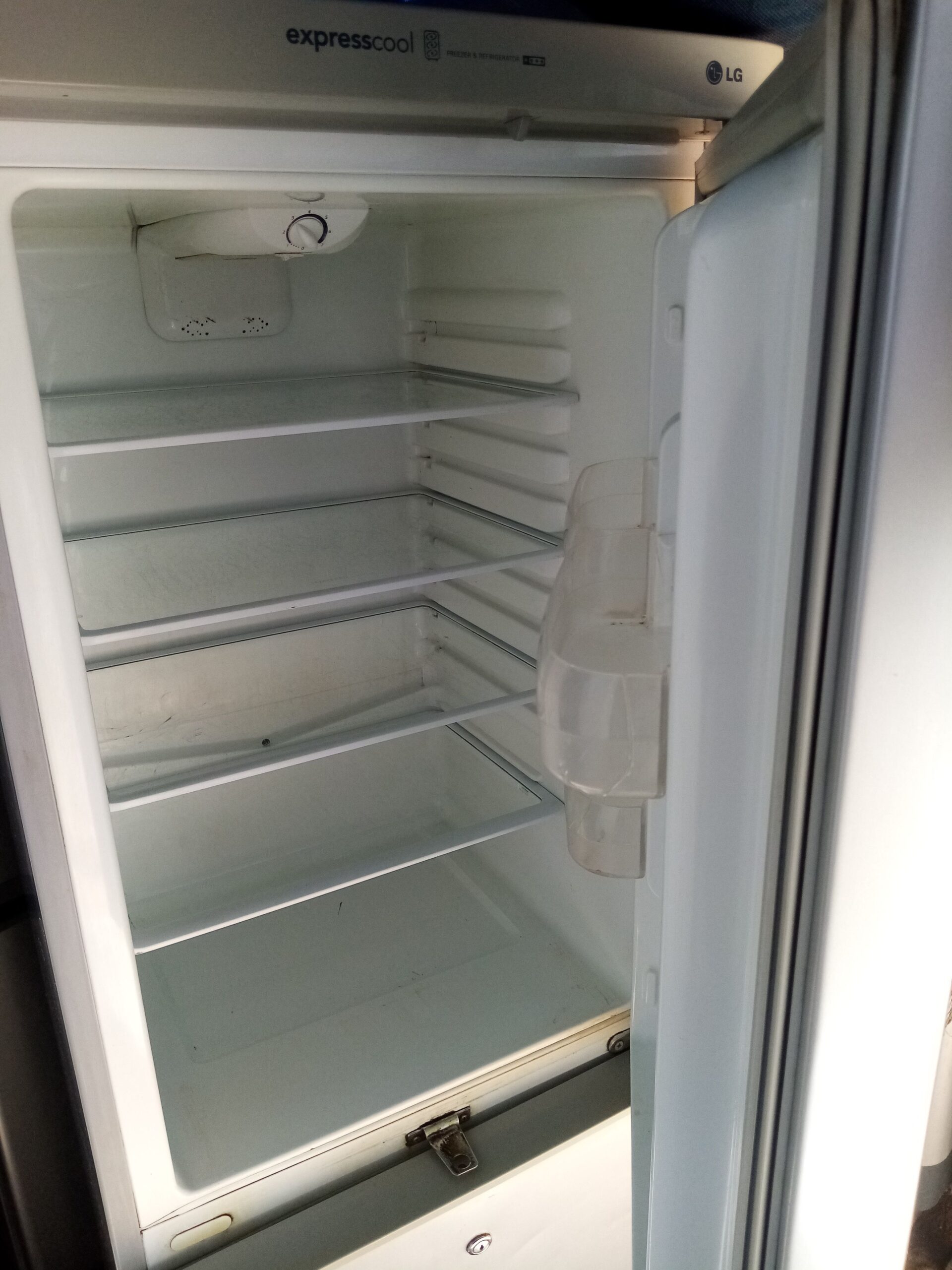 Lg expresscool fridge/freezer