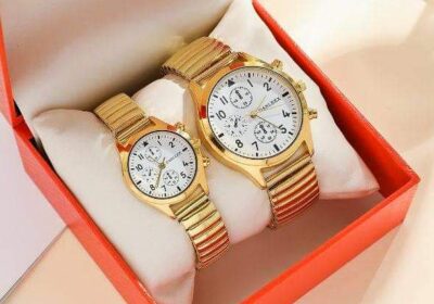 couple-watch