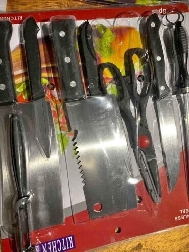 kitchen knives