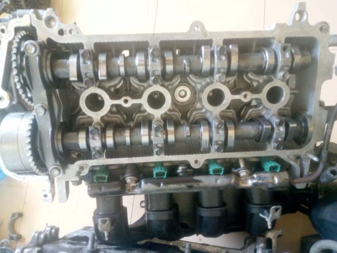 Toyota IST Alternator, power steering pump, cylinder head STD